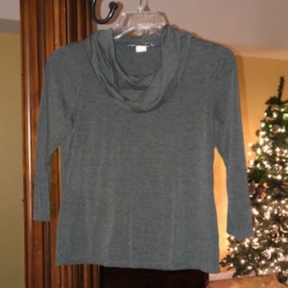 Peter Nygard Cowl Neck Top EXCELLENT CONDITION - Picture 1 of 4